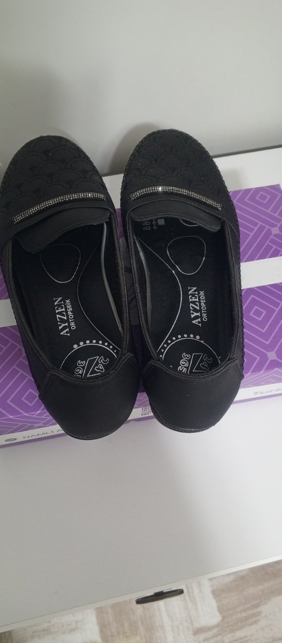 Siyah Dantel Detaylı Kadın Topuklu Babet - Görsel 2