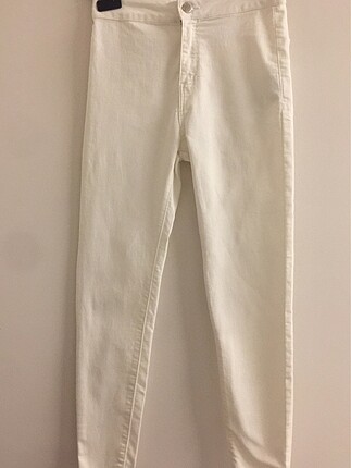 #bershka beyaz yazlık pantolon