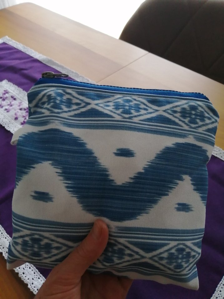 Mavi Bağlama Desenli Kadın Makyaj Çantası - Görsel 4