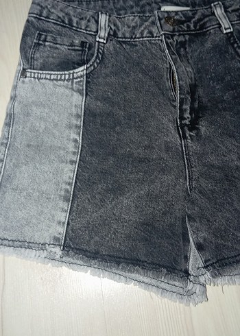 LC Waikiki Gri Bağlama Desenli Düğmeli Mini Denim Şort