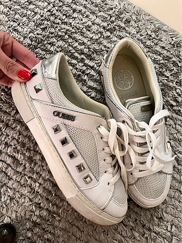 Guess beyaz 38 sneakers