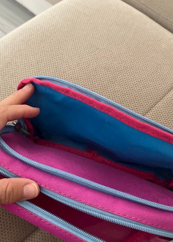 Pembe Frozen kalemlik - Görsel 3