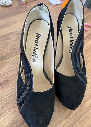 39 Beden Siyah Kemer Detaylı Stiletto Topuklu Kadın Ayakkabı