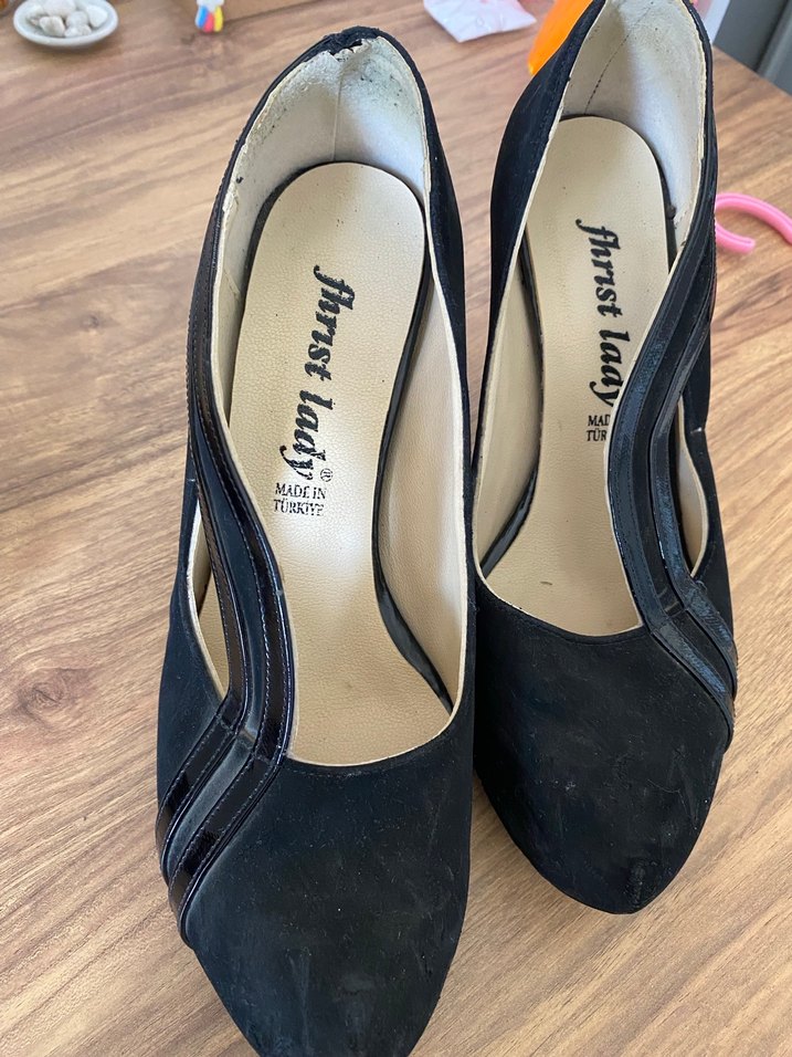 Siyah Kemer Detaylı Stiletto Topuklu Kadın Ayakkabı - Görsel 2