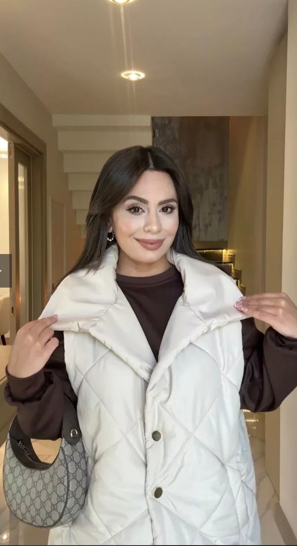 Kapitone Yelek, Yüksek Yakalı, Krem Renk - Görsel 2