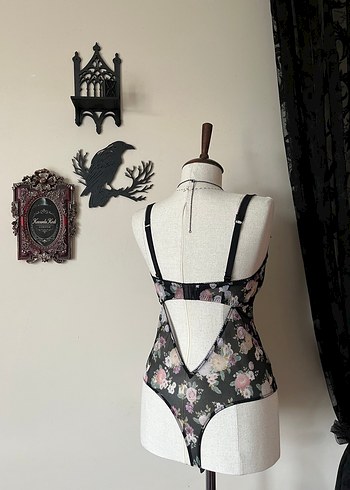 Thorns & Roses Gotik Body - Görsel 3