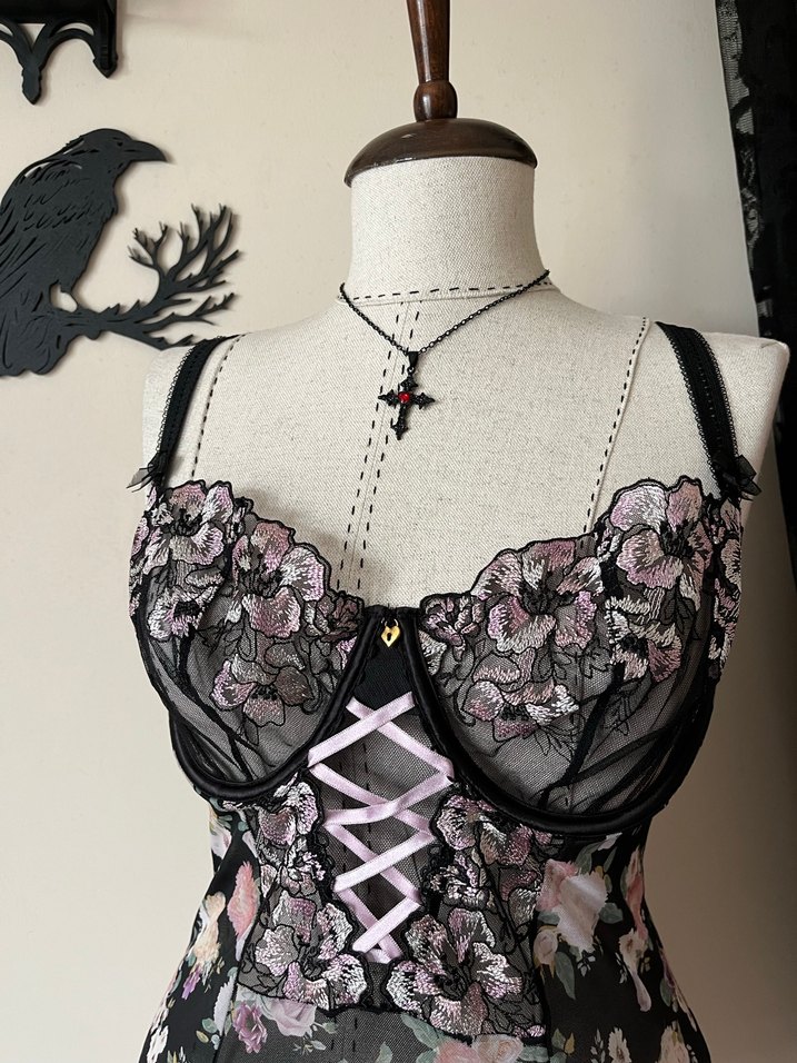 Thorns & Roses Gotik Body - Görsel 2