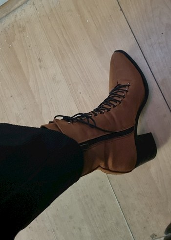 Kahverengi Süet Kadın Bot - Görsel 6