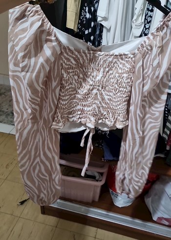 36 Beden Zebra Desenli Kısa Bluz