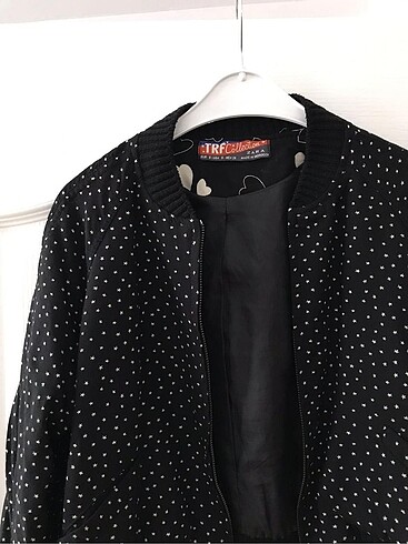 Zara Zara yıldız desenli crop ceket