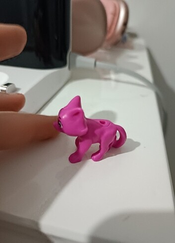  Kedi oyuncak 