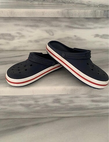 36,5 Beden Crocs terlik