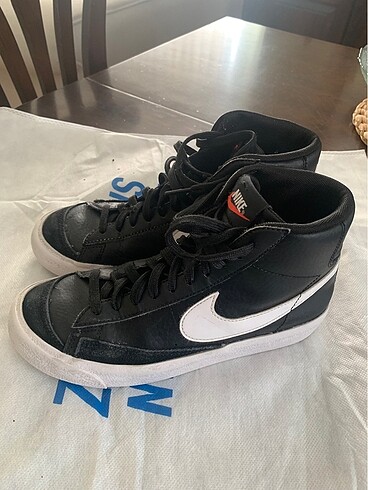 Orjinal Nike bot ayakkabı