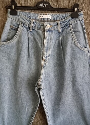 Zara slouchy jeans 