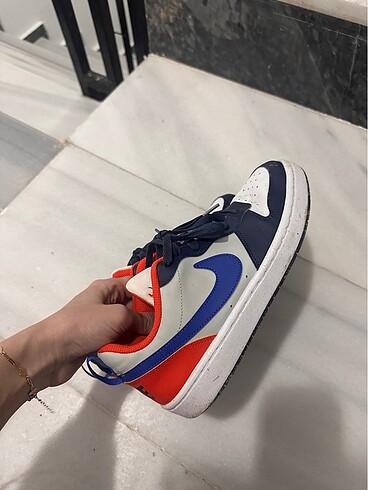 39 Beden Nike Court Borough Spor Ayakkabı
