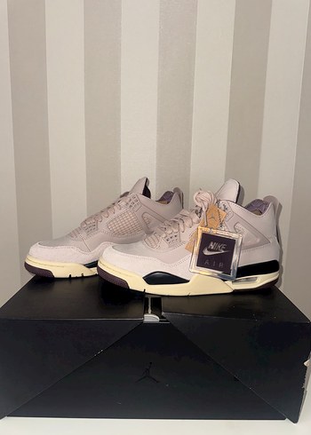 Air Jordan 4 RETRO OG SP FOSSIL STONE