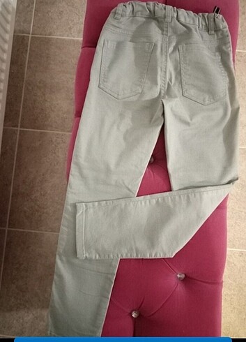 LC Waikiki marka 8-9 yaş erkek çocuk gri renk pantolon