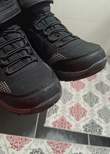 Siyah Erkek Çocuk bot - Görsel 6