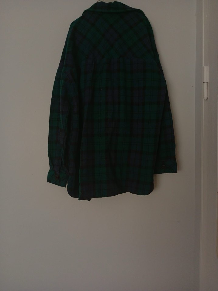 Düğmeli Yeşil Ekoseli Uzun Kollu Gömlek - Görsel 2