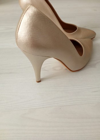 38 Beden Siyah Stiletto Topuklu Kadın Ayakkabı