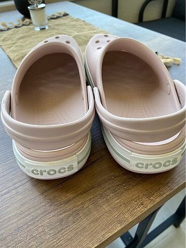 39 Beden Crocs crocband quartz terlik