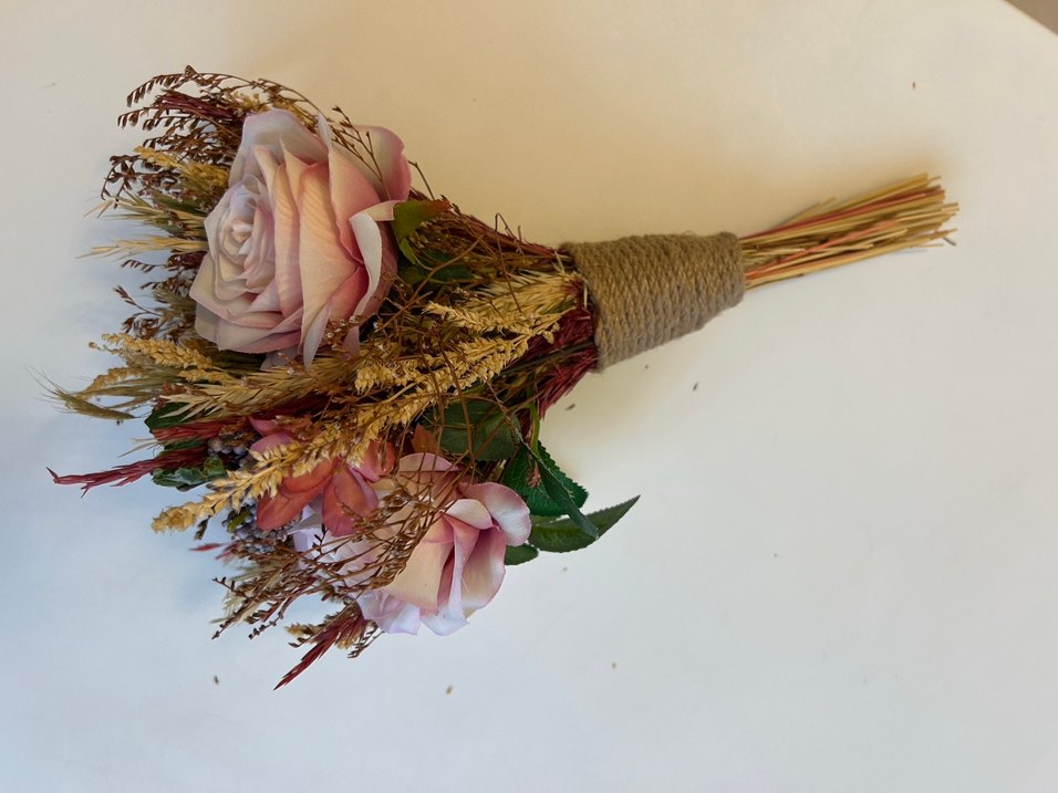 Pembe Dantel Detaylı Bohem Gelin Buketi - Görsel 3