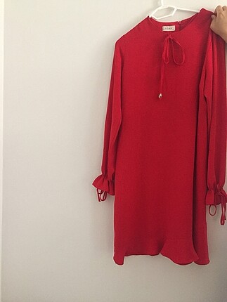 Kırmızı tunik