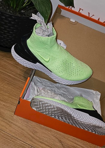41 Beden Nike Yeşil Spor Ayakkabı/Koşu/41