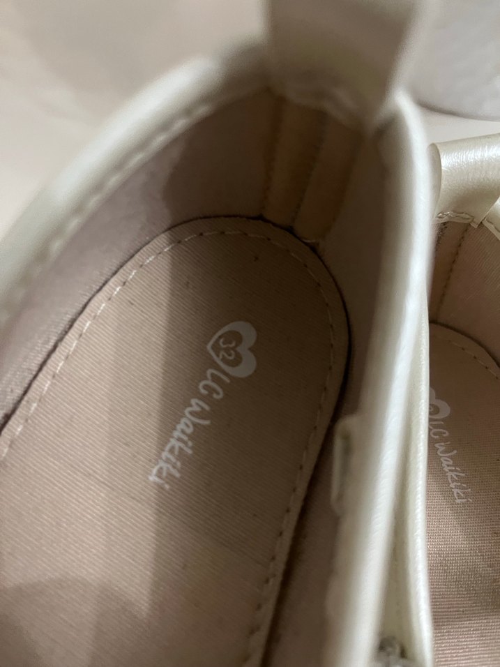 Kız Çocuk Beyaz Fiyonklu Bale Düz Ayakkabı - Görsel 2