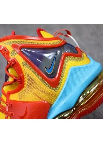 Lebron 19 