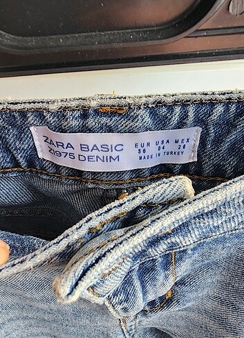 Zara Zara Yırtık Pantolon