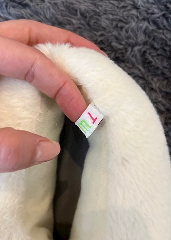 Kız Çocuk Beyaz Peluş Terlik - Görsel 4