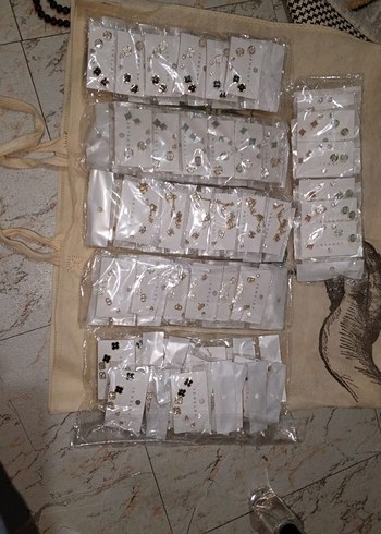 Uzun Beyaz Payetli Bohem Kadın Küpeler - Görsel 2