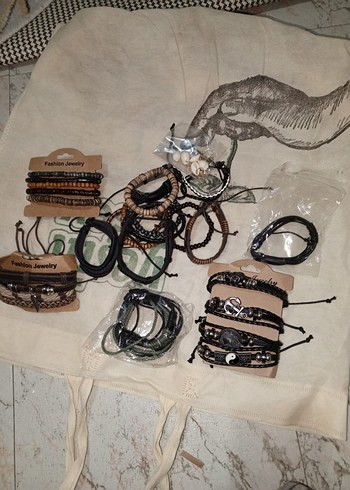 Uzun Beyaz Payetli Bohem Kadın Küpeler - Görsel 3