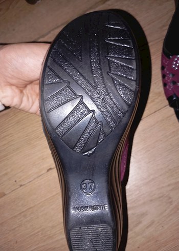 Koyu Pembe Tokalı Dolgu Topuk Kadın Terlik - Görsel 2