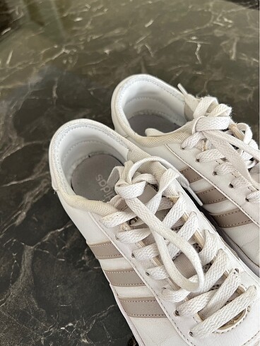 Adidas ayakkabı