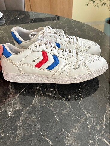 Adidas Hummel ayakkabı