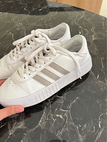 39 Beden Adidas ayakkabı