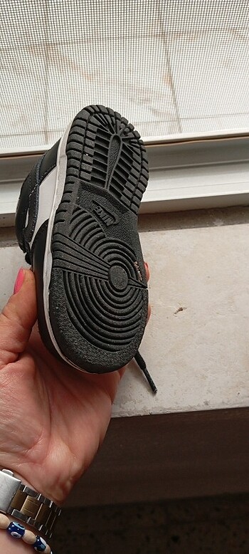 23 Beden siyah Renk Nike spor ayakkabı