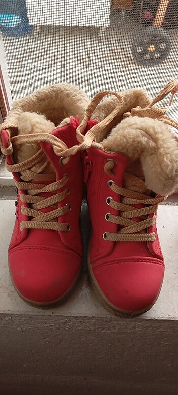 Kırmızı bot - Görsel 2