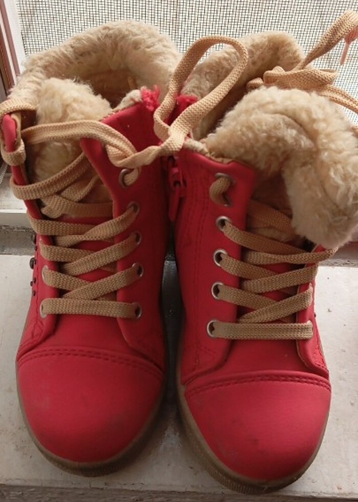 Kırmızı bot - Görsel 2