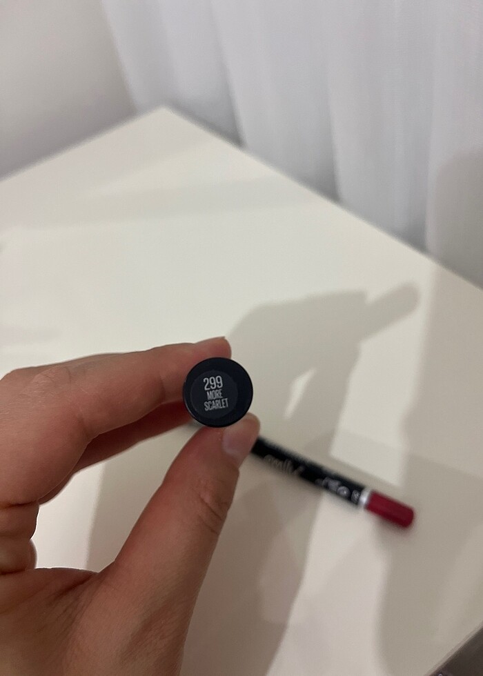 Kırmızı ruj - Görsel 3