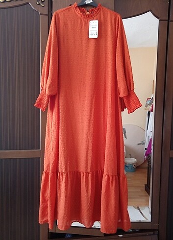 LCW pıtpıtlı tesettür elbise