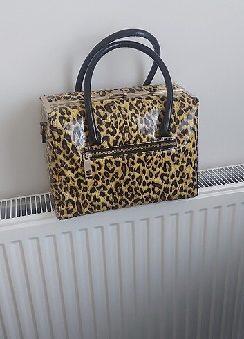 Michael Kors Kol Çantası 