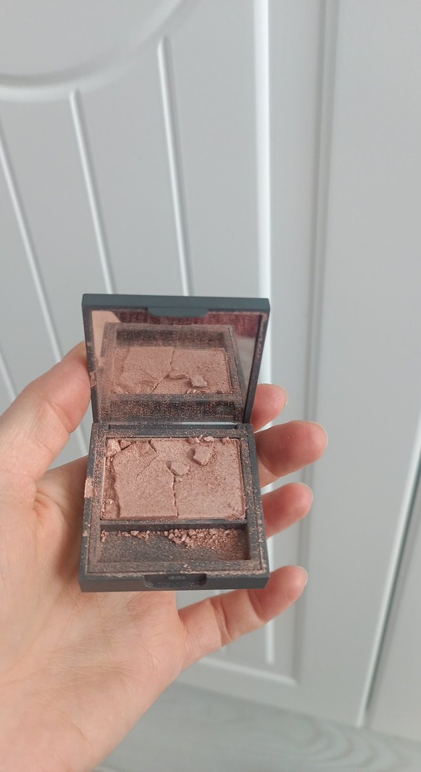 Alix Avien pembe ışıltılı tekli göz farı - Görsel 2