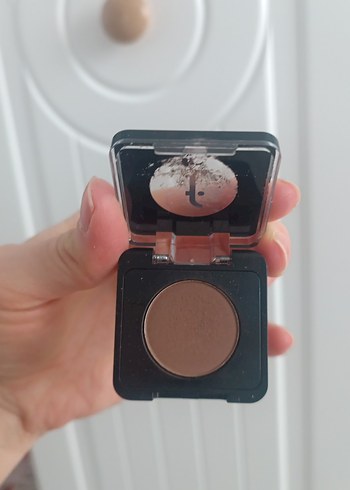 Flormar tekli kahve göz farı - Görsel 3