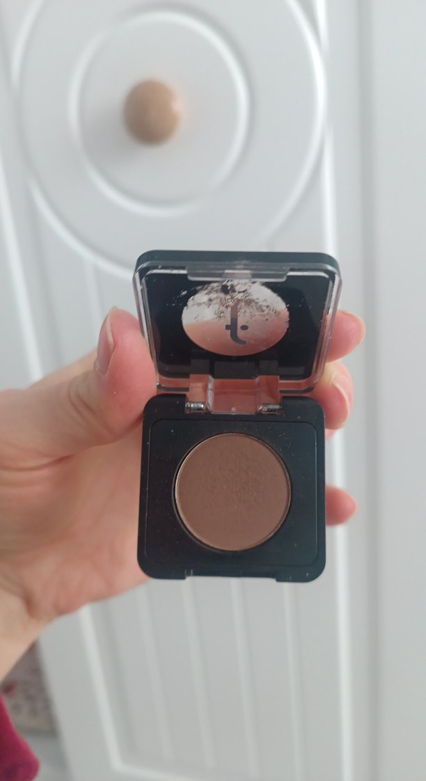 Flormar tekli kahve göz farı - Görsel 3