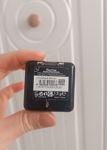 Flormar Siyah Tekli göz farı - Görsel 2