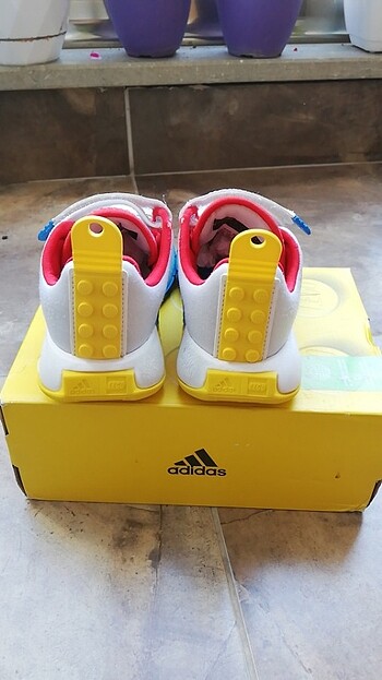 Adidas Kız ve erkek çocuğu için orjinal adidas spor ayakkabı 