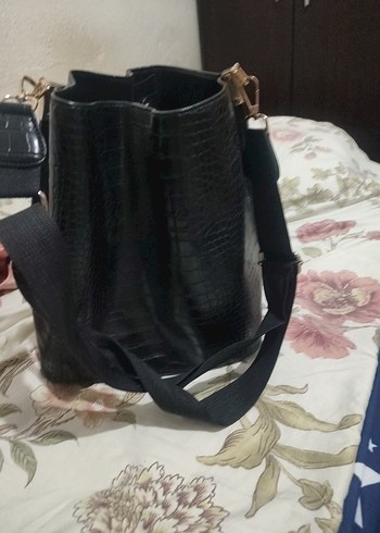 Krokodil Desenli Siyah Deri Kadın Çanta - Görsel 6